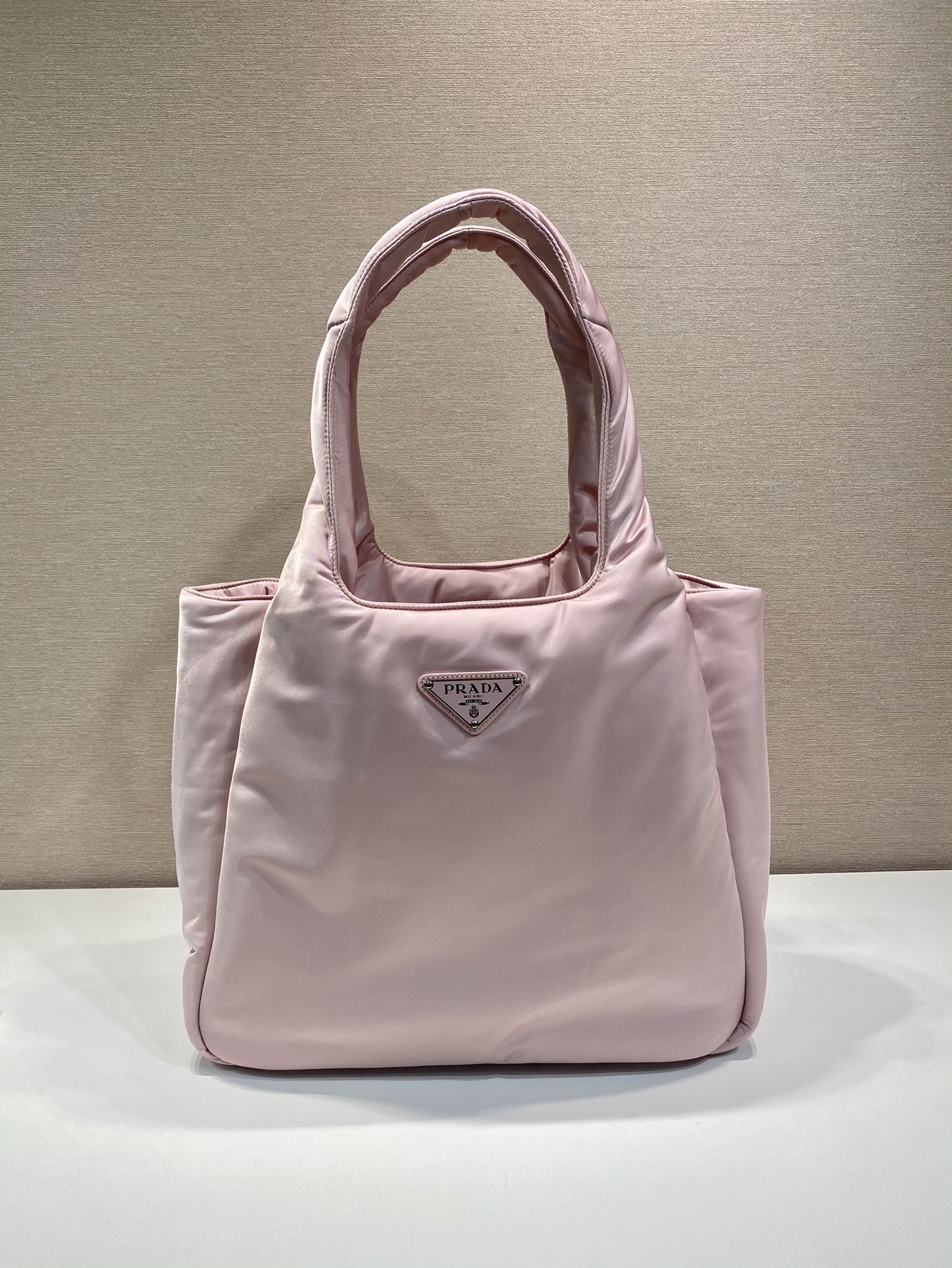 Pra*a large padded re-nylon tote bag