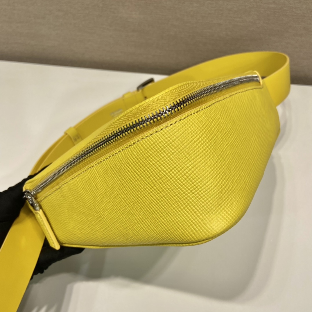 Pra*a saffiano leather belt bag