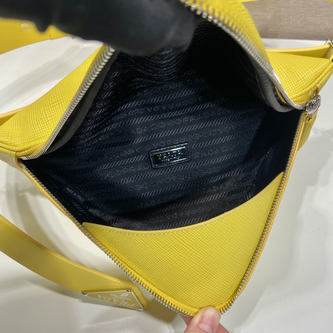Pra*a saffiano leather belt bag
