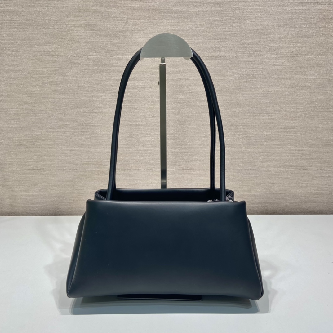 Pra*a leather mini-bag