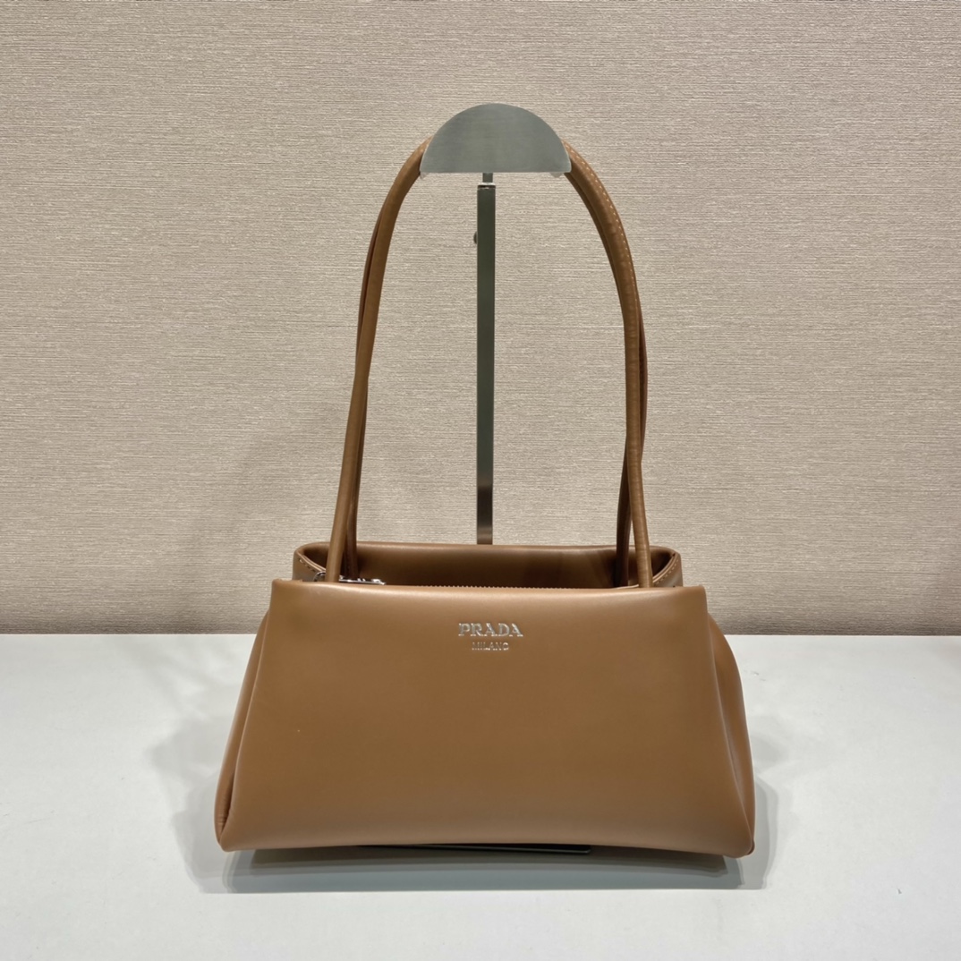 Pra*a leather mini-bag