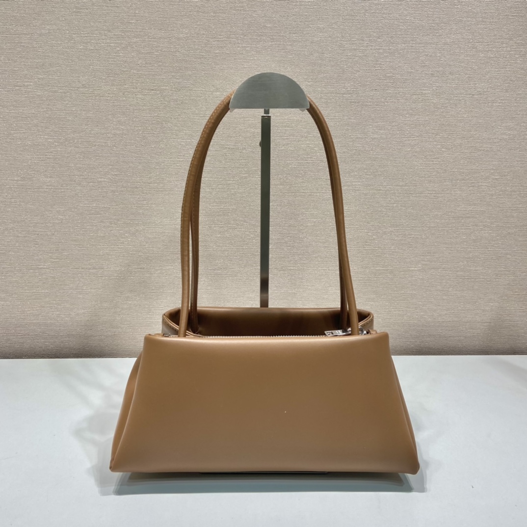 Pra*a leather mini-bag