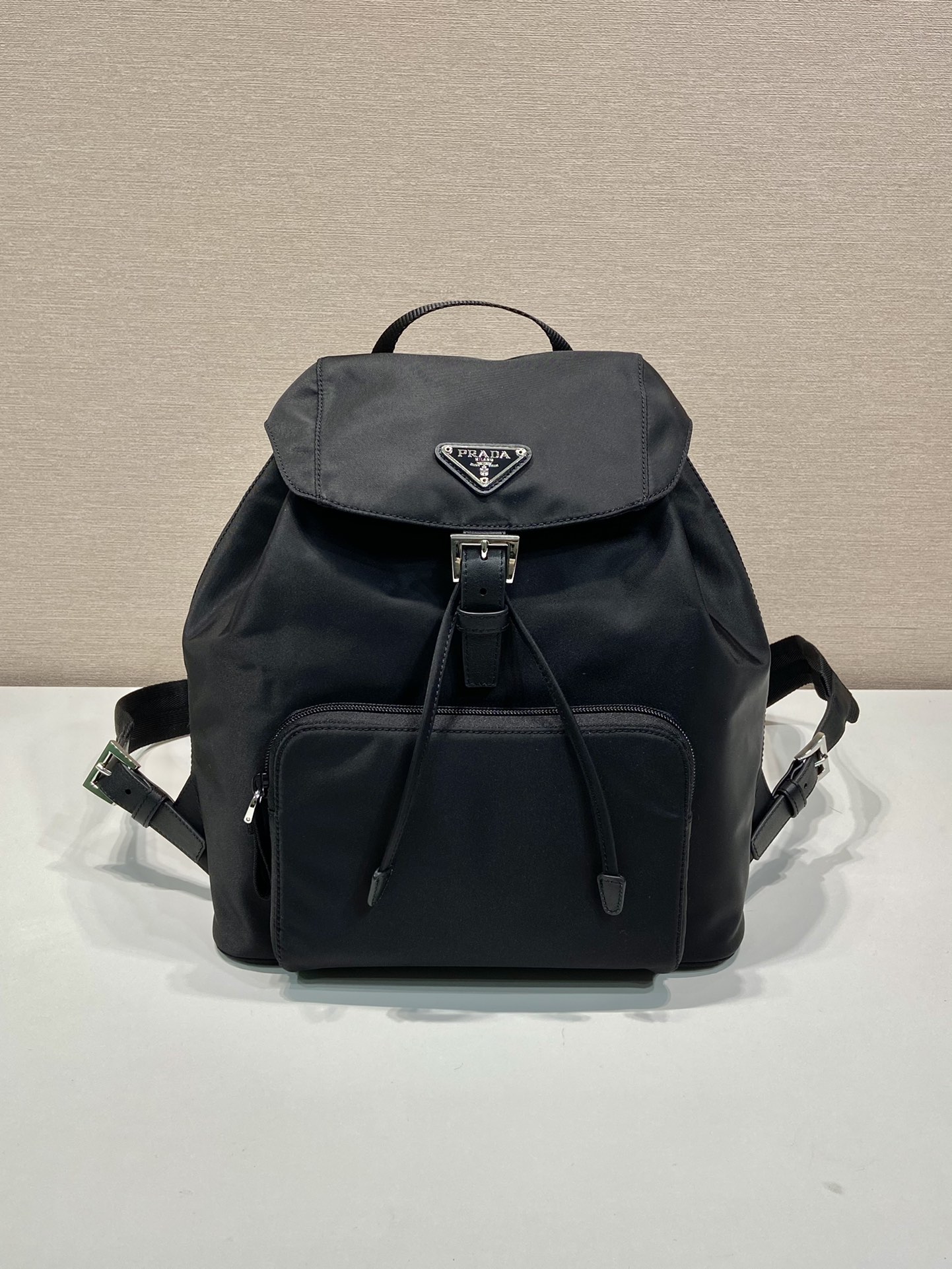 Pra*a backpack
