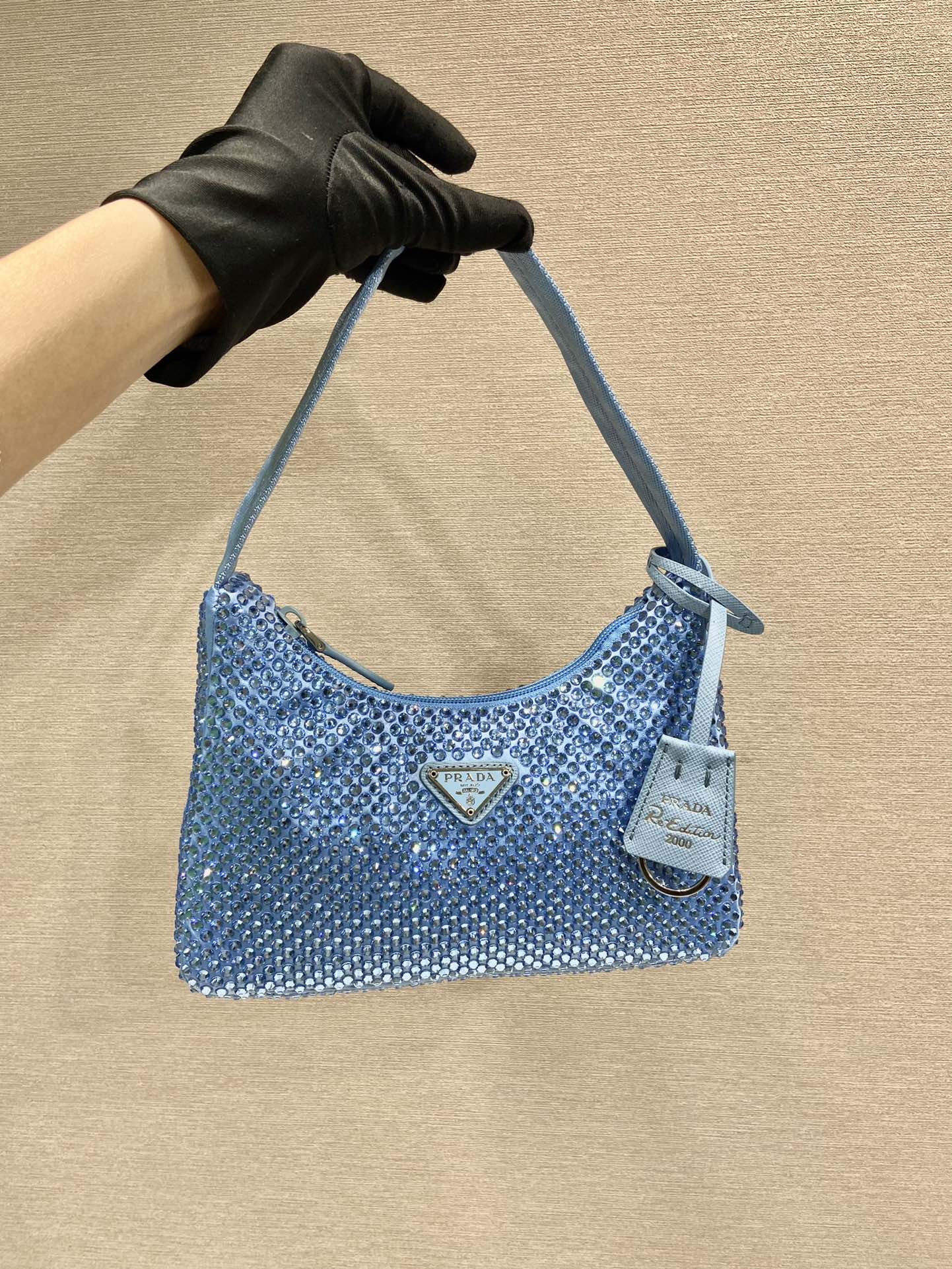 Pra*a hobo bag
