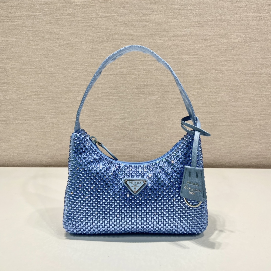 Pra*a hobo bag