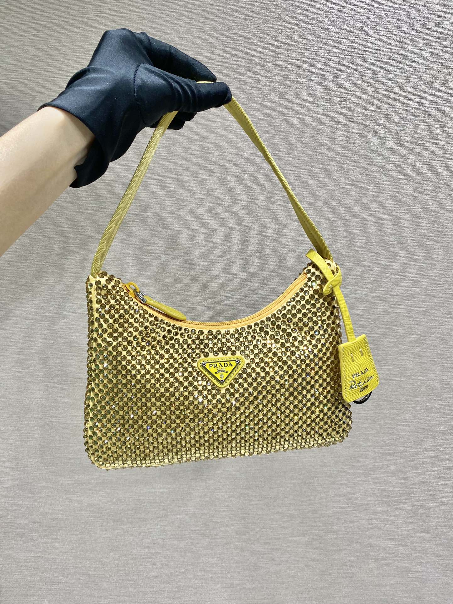 Pra*a hobo bag