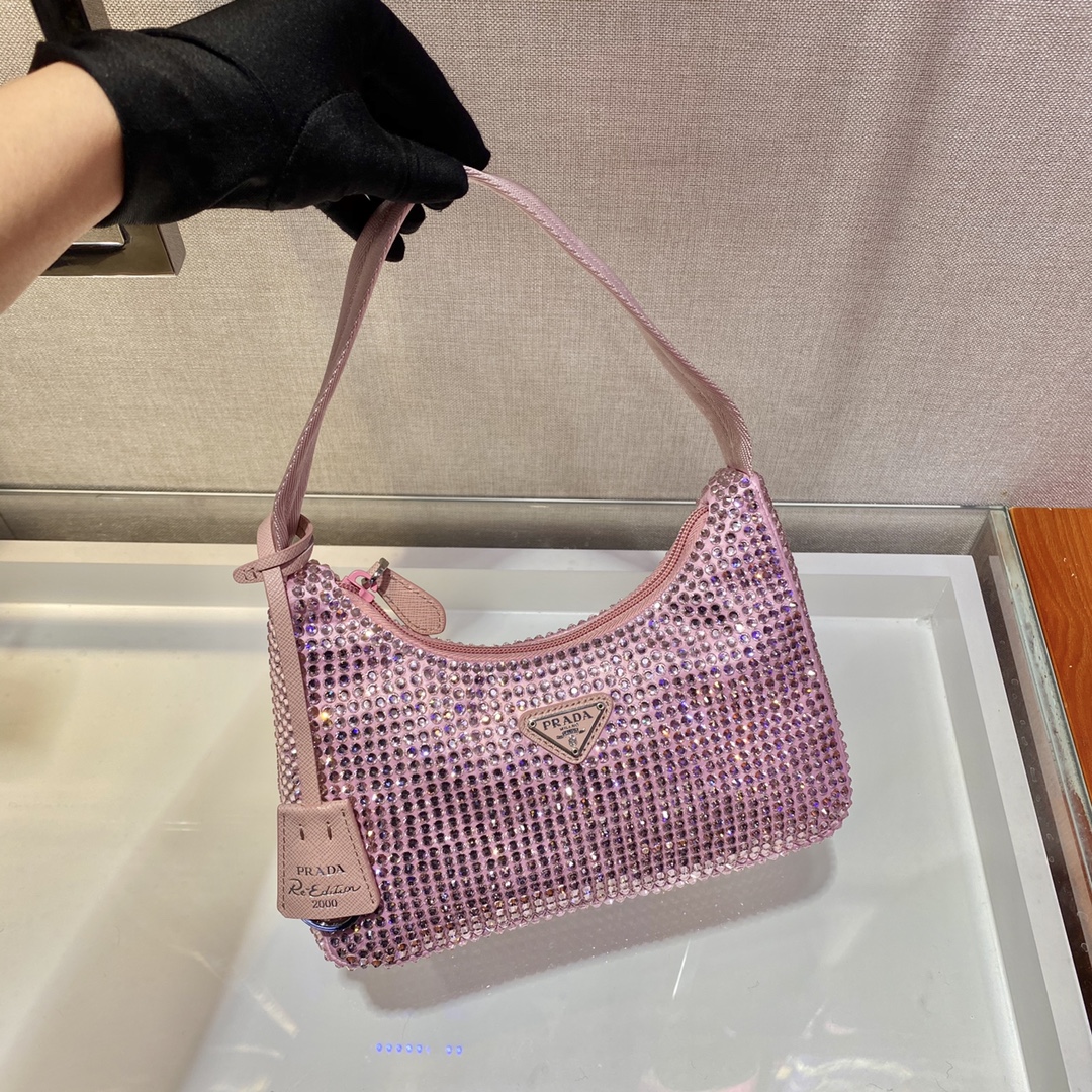 Pra*a hobo bag