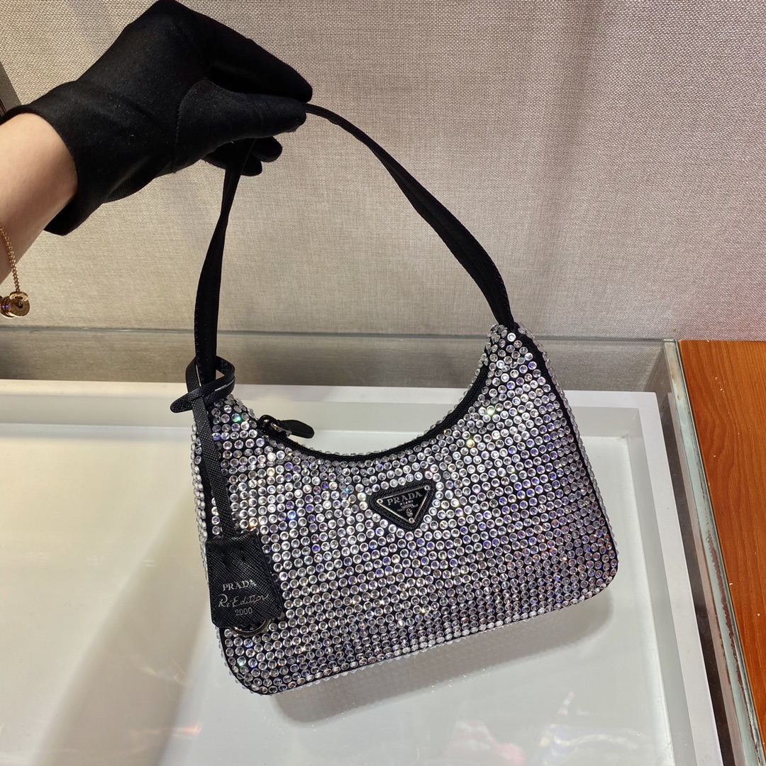 Pra*a hobo bag
