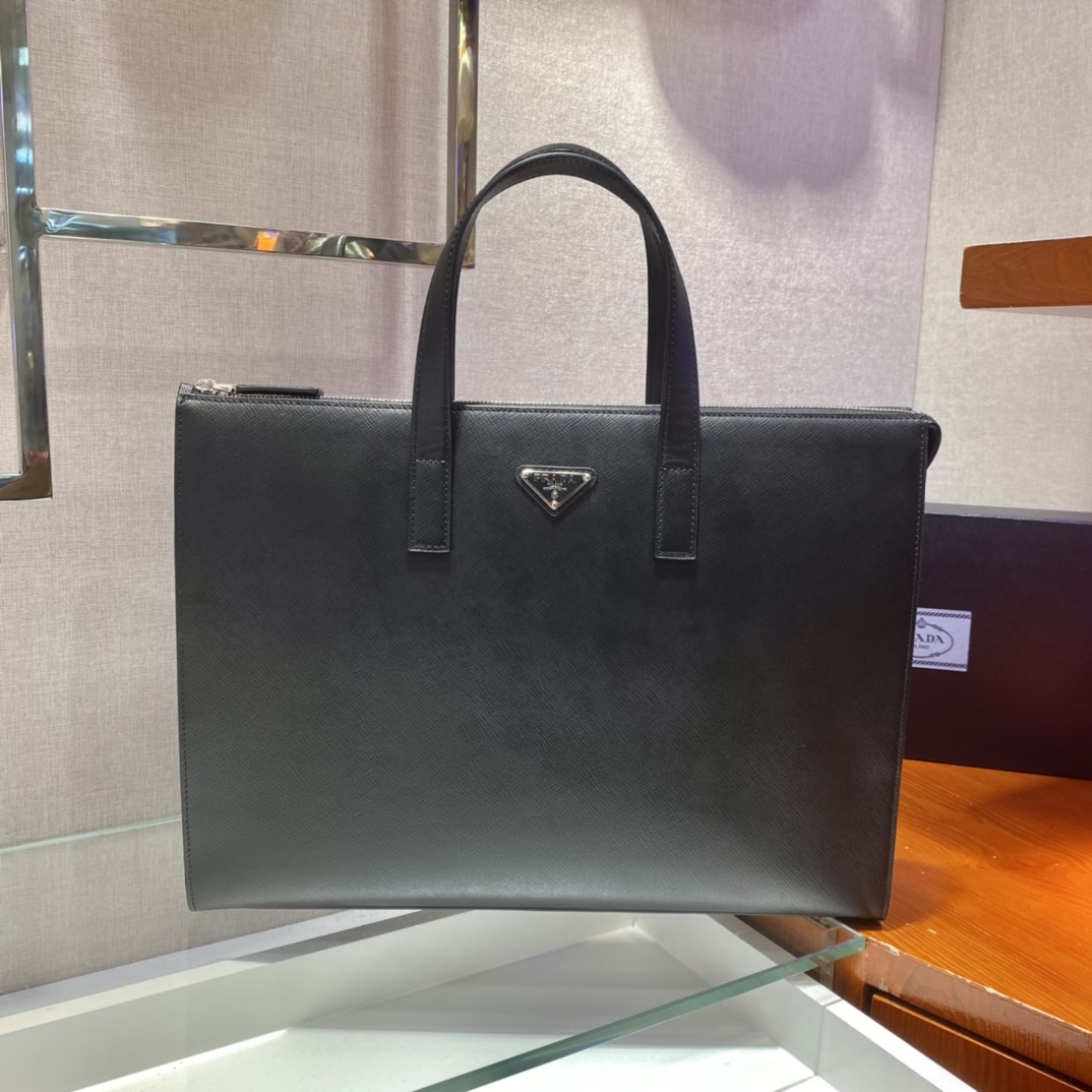 Pra*a saffiano leather tote