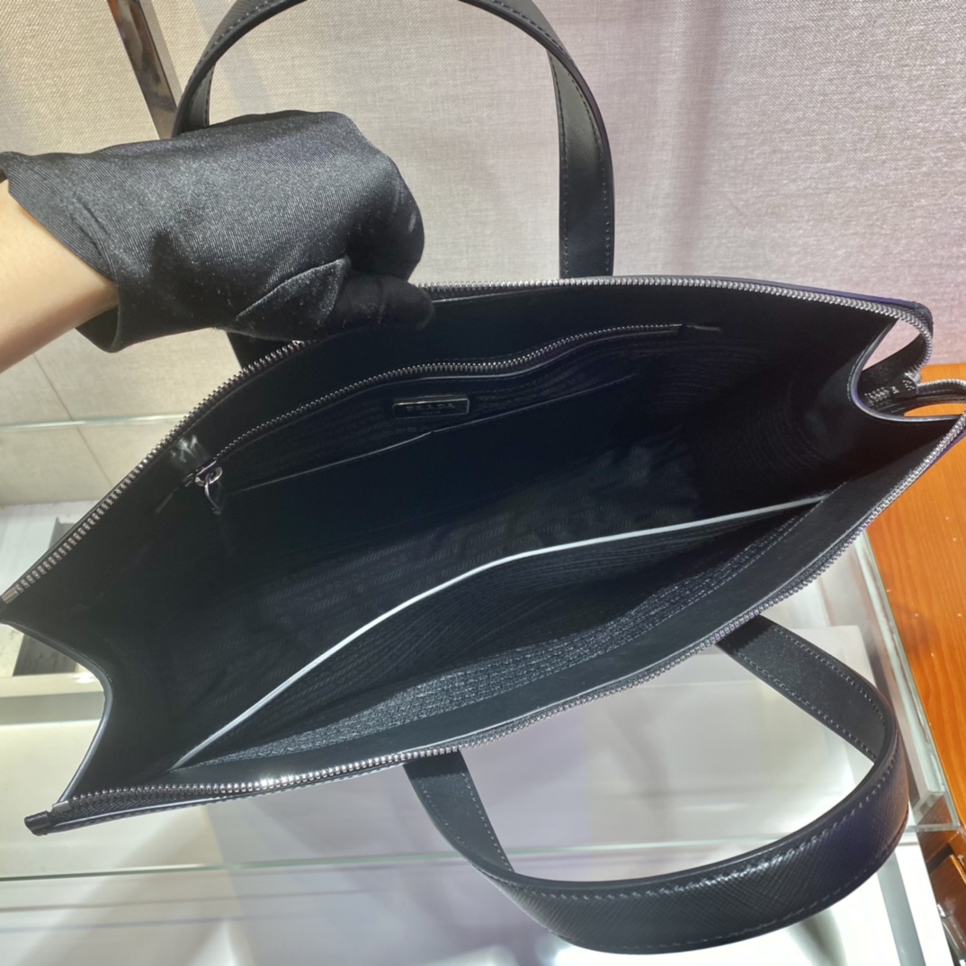 Pra*a saffiano leather tote
