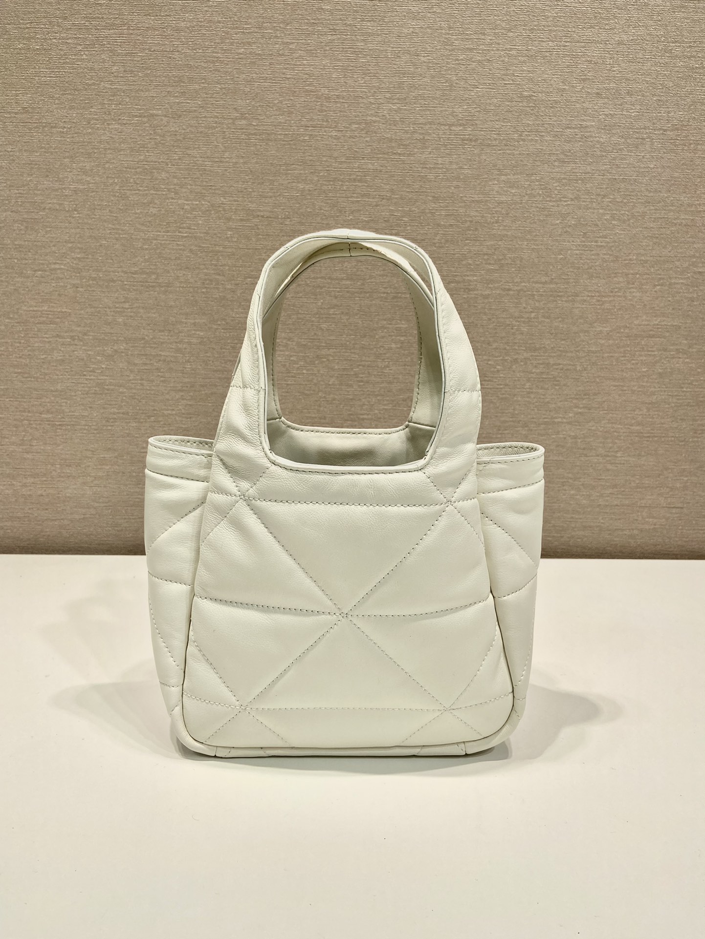 Pra*a small nappa-leather tote bag with topstitching