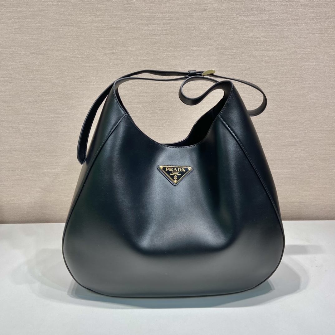 Pra*a large leather shoulder bag with topstitching