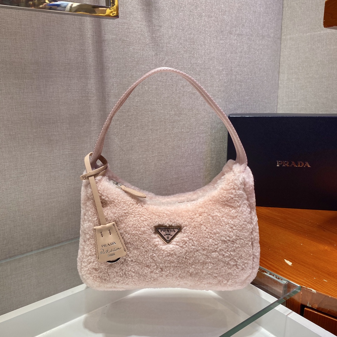 Pra*a hobo bag
