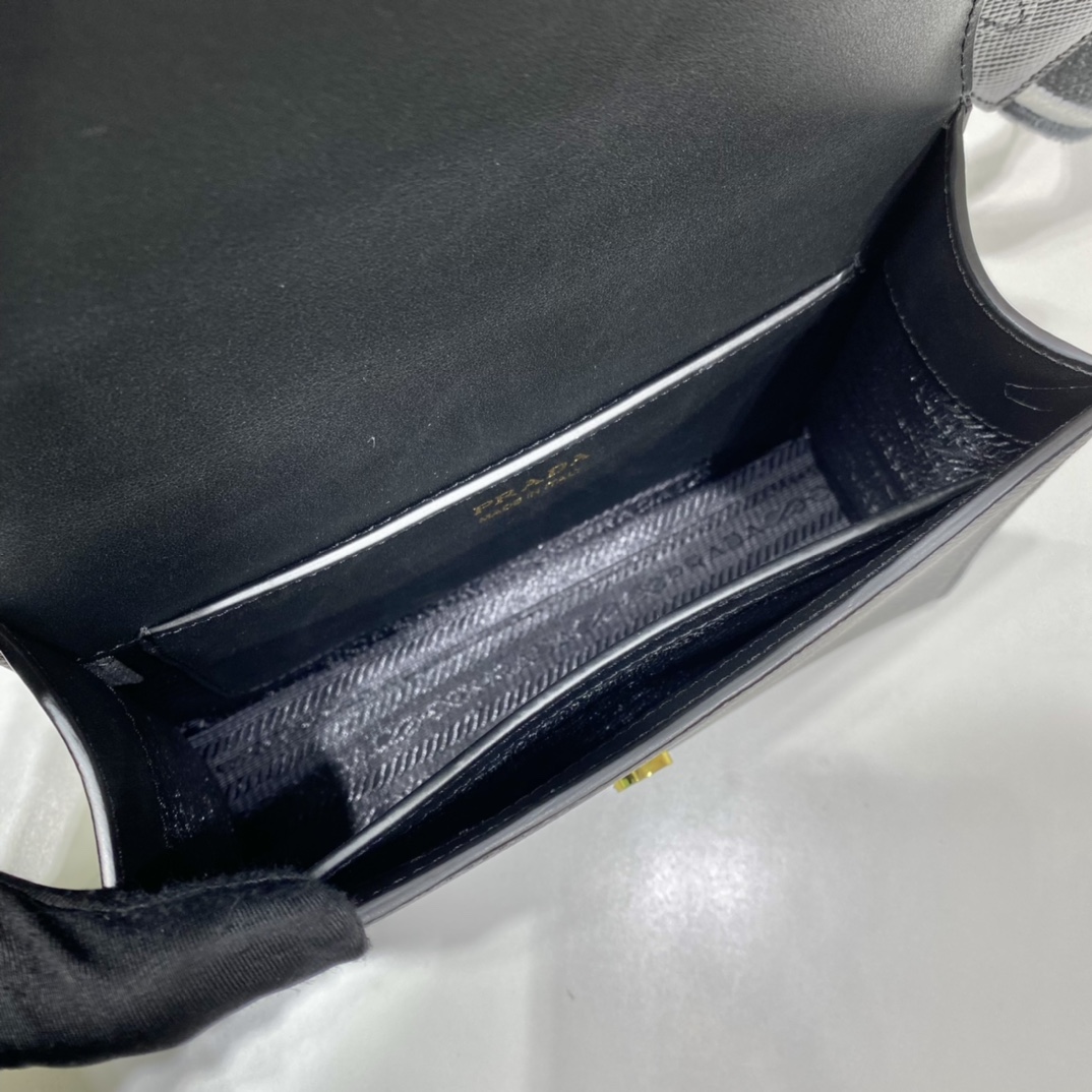 Pra*a monochrome saffiano and leather bag