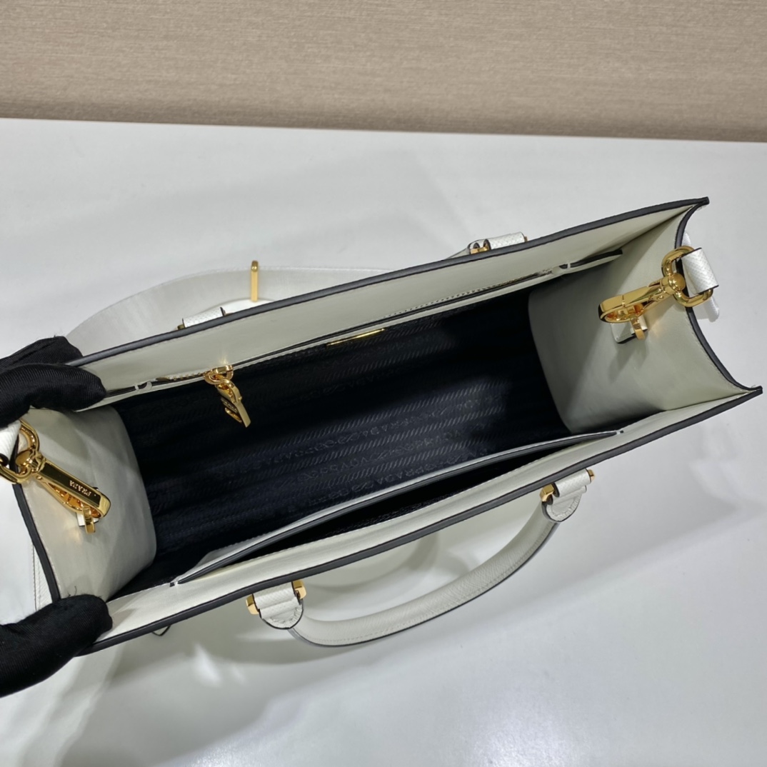 Pra*a medium saffiano leather handbag