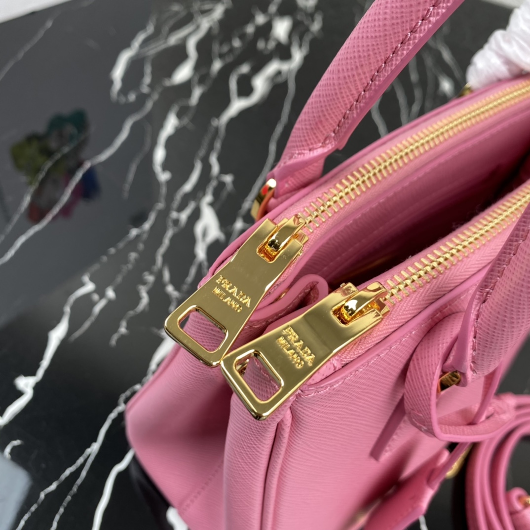 Pra*a galleria saffiano leather mini-bag