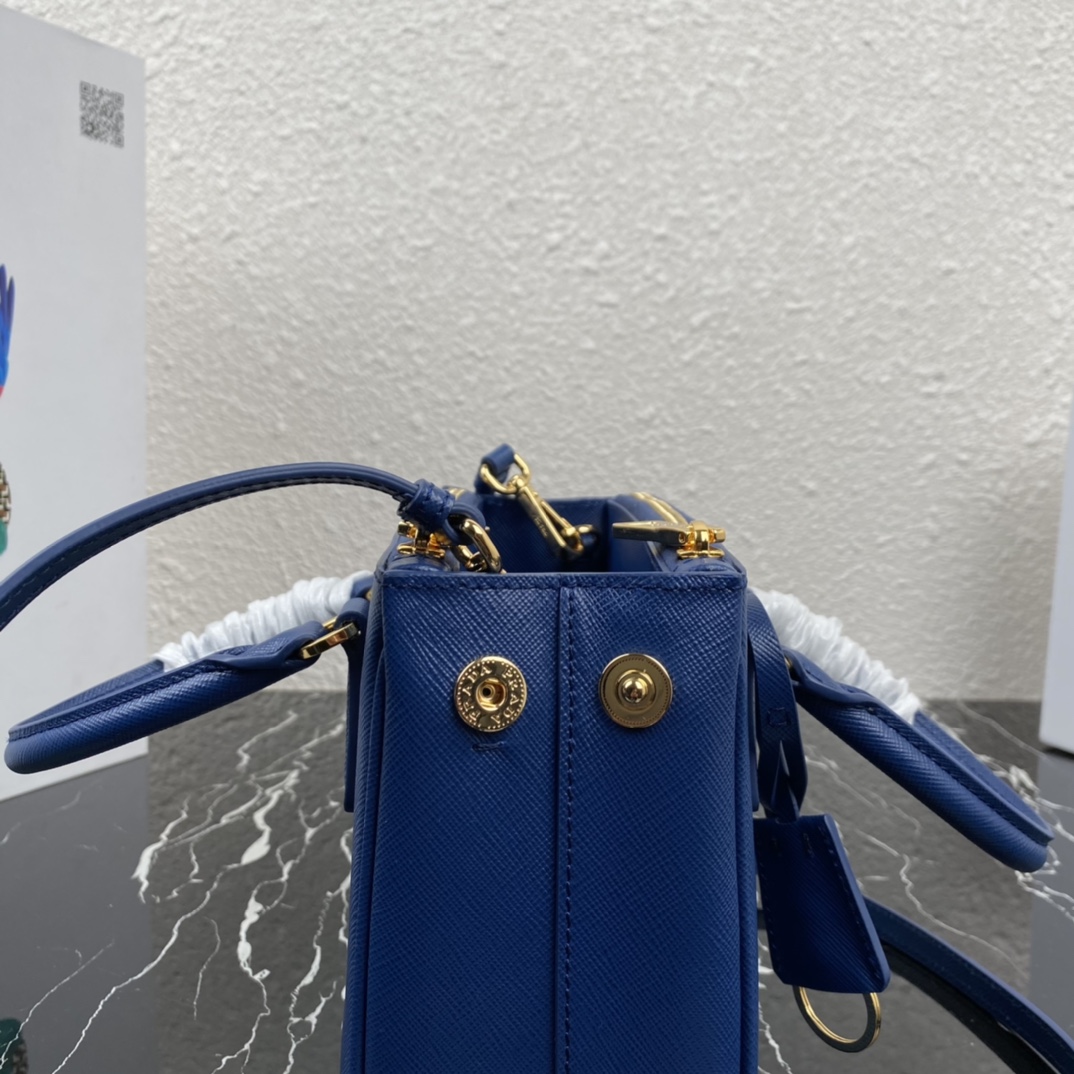 Pra*a galleria saffiano leather mini-bag