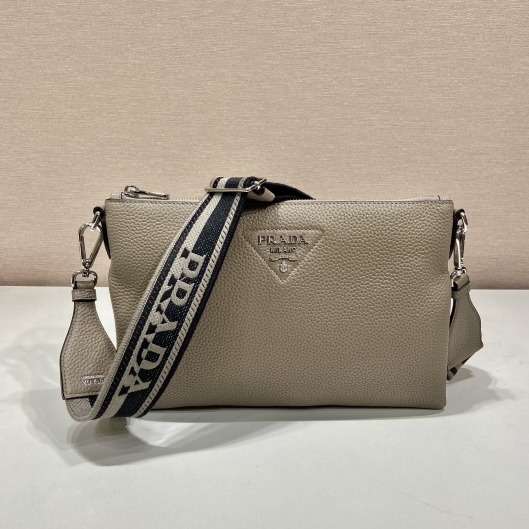 Pra*a leather shoulder bag