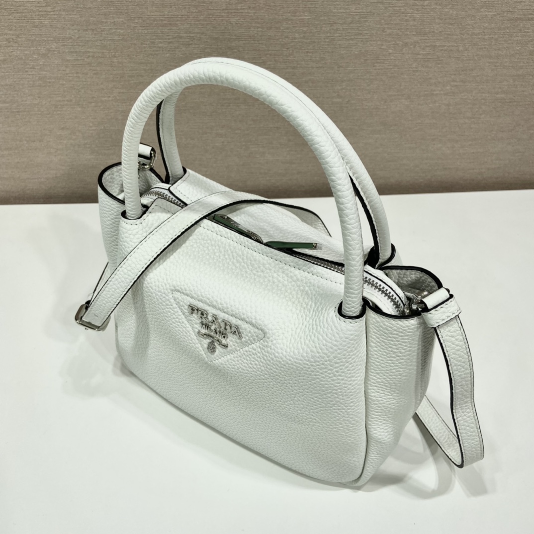 Pra*a small leather handbag