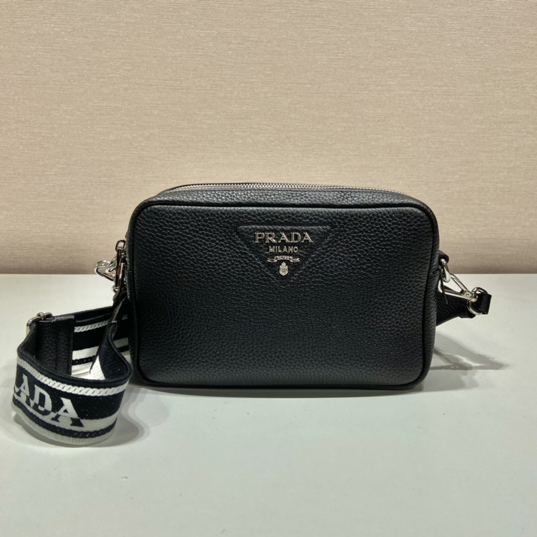 Pra*a shoulder bag