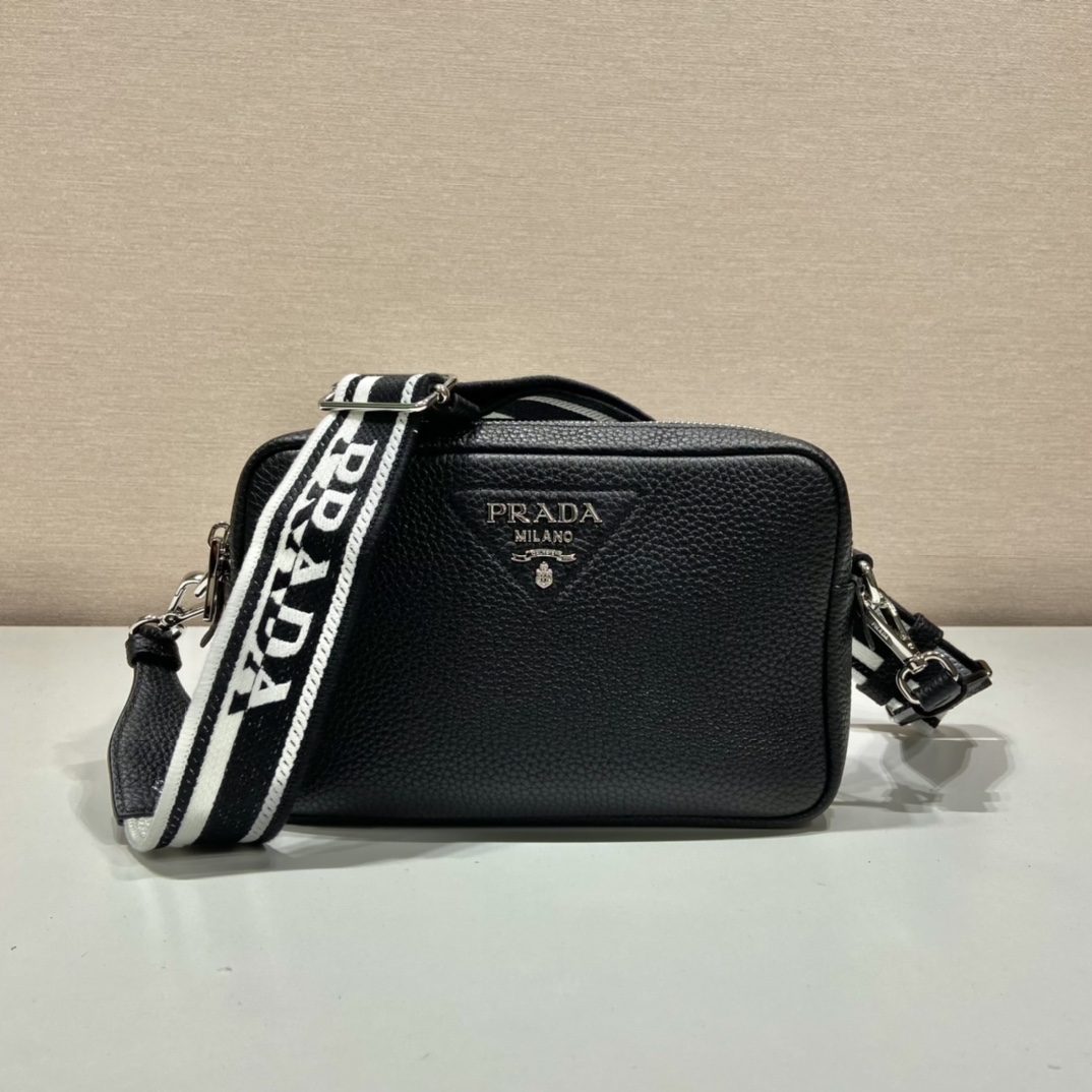 Pra*a shoulder bag