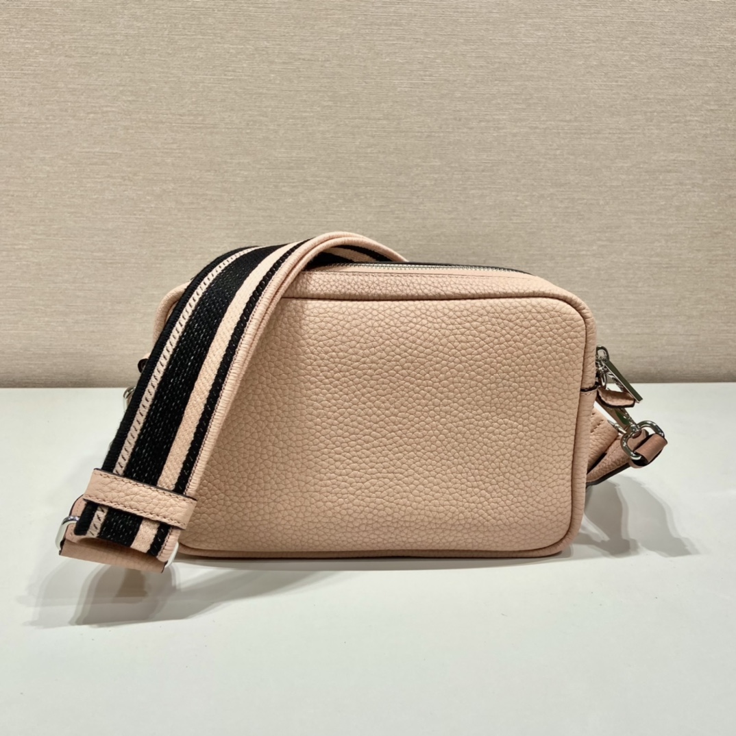 Pra*a shoulder bag