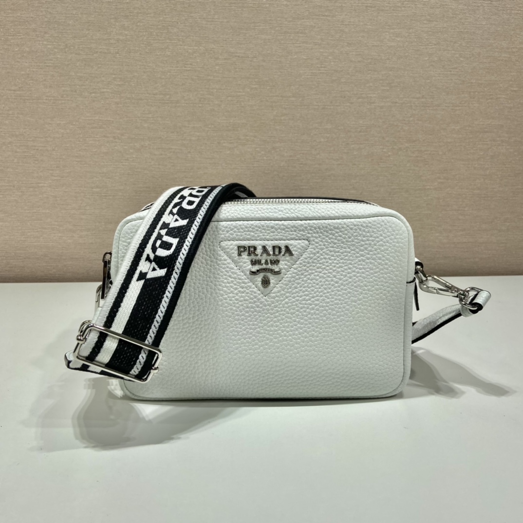 Pra*a shoulder bag
