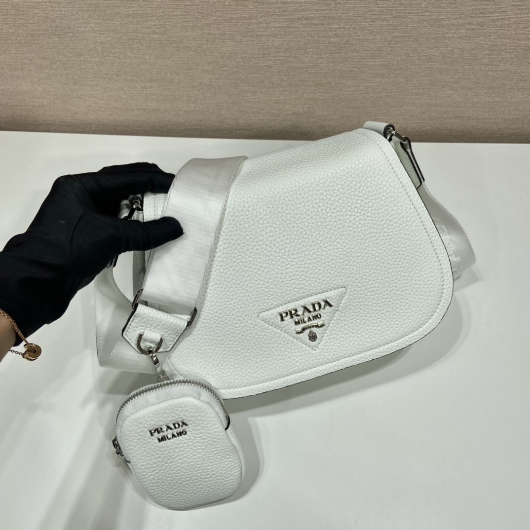 Pra*a shoulder bag