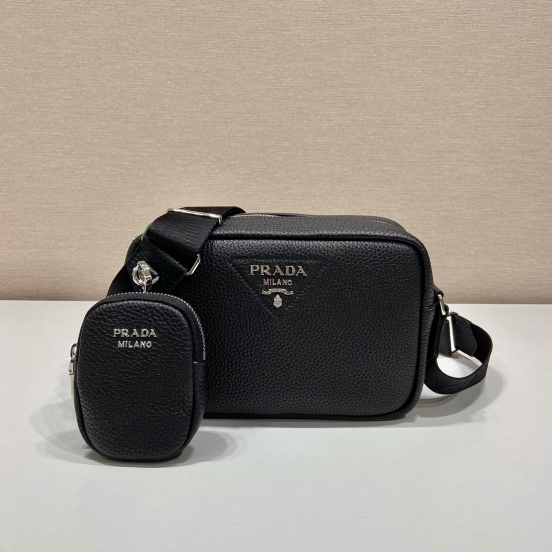 Pra*a leather shoulder bag