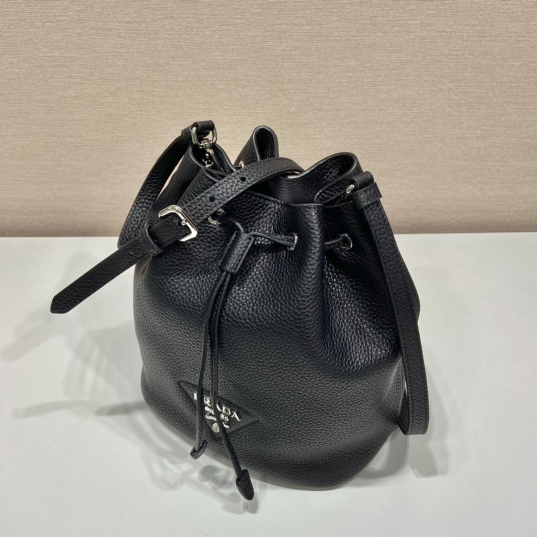 Pra*a leather bucket bag