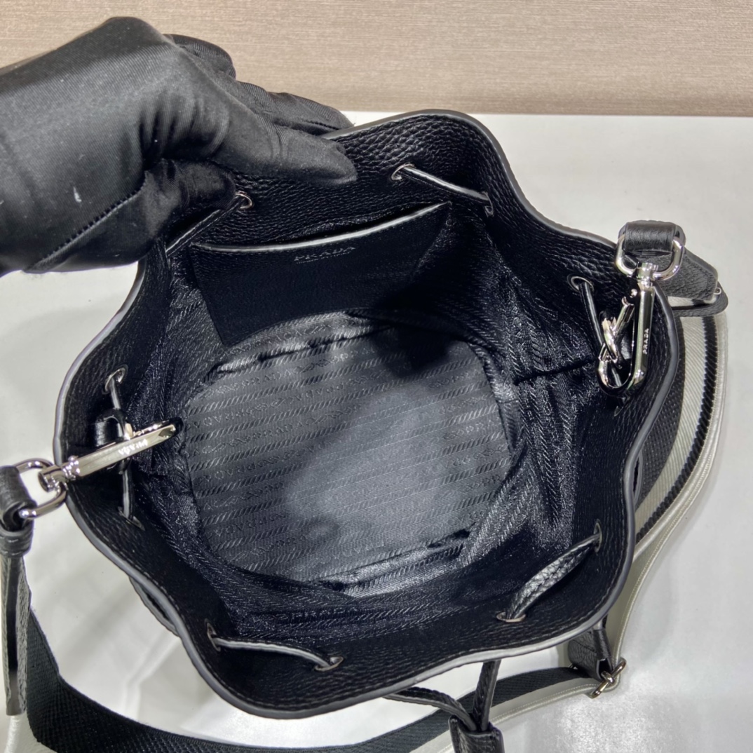 Pra*a leather bucket bag