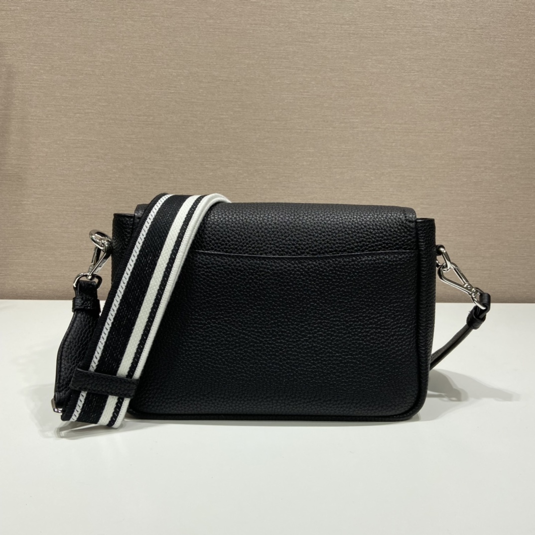 Pra*a leather shoulder bag