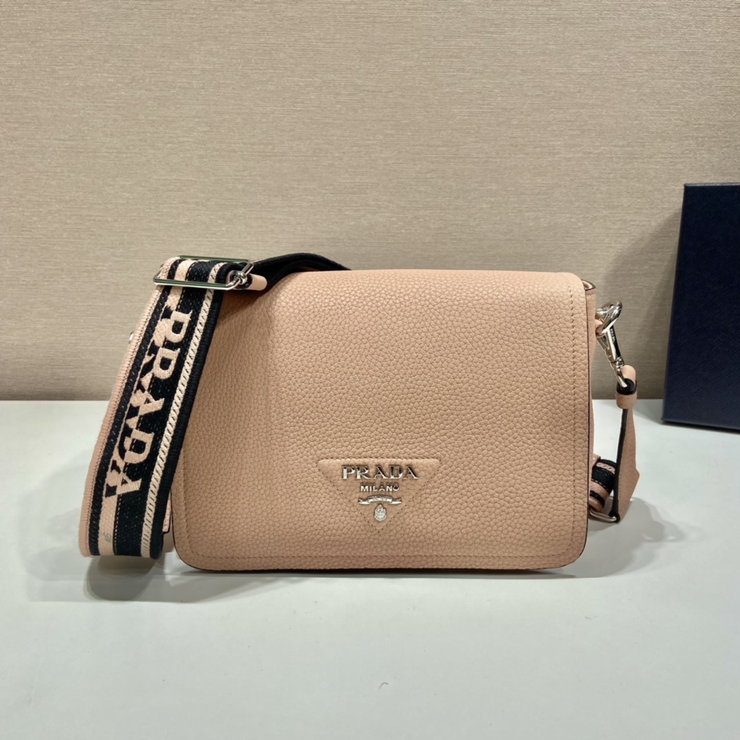 Pra*a leather shoulder bag