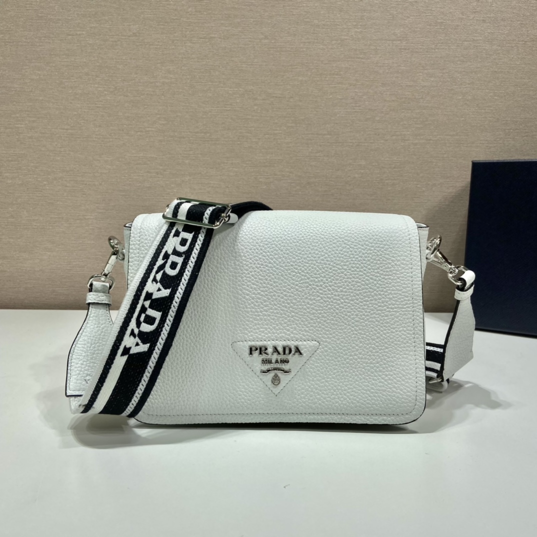 Pra*a leather shoulder bag