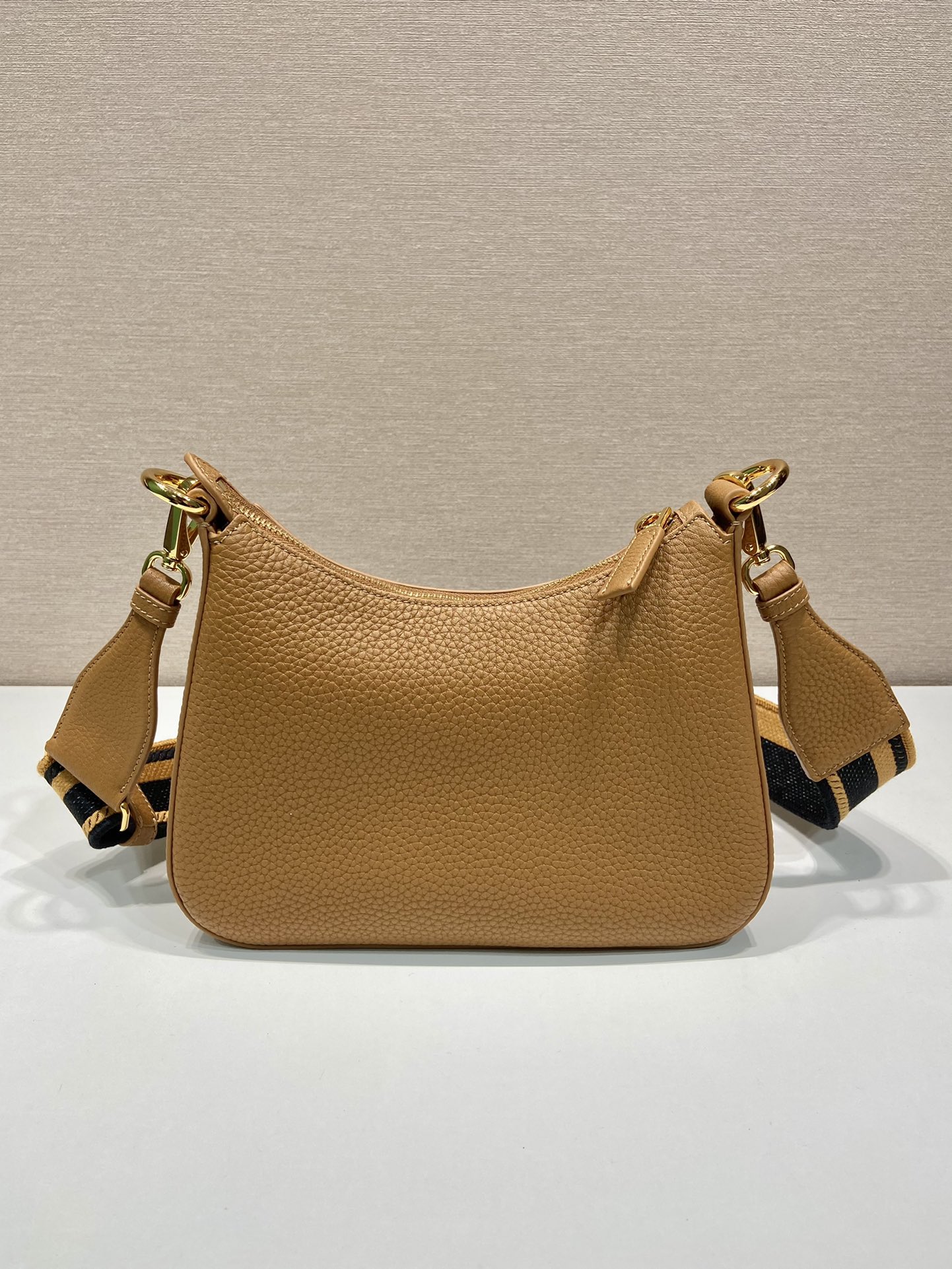 Pra*a leather shoulder bag