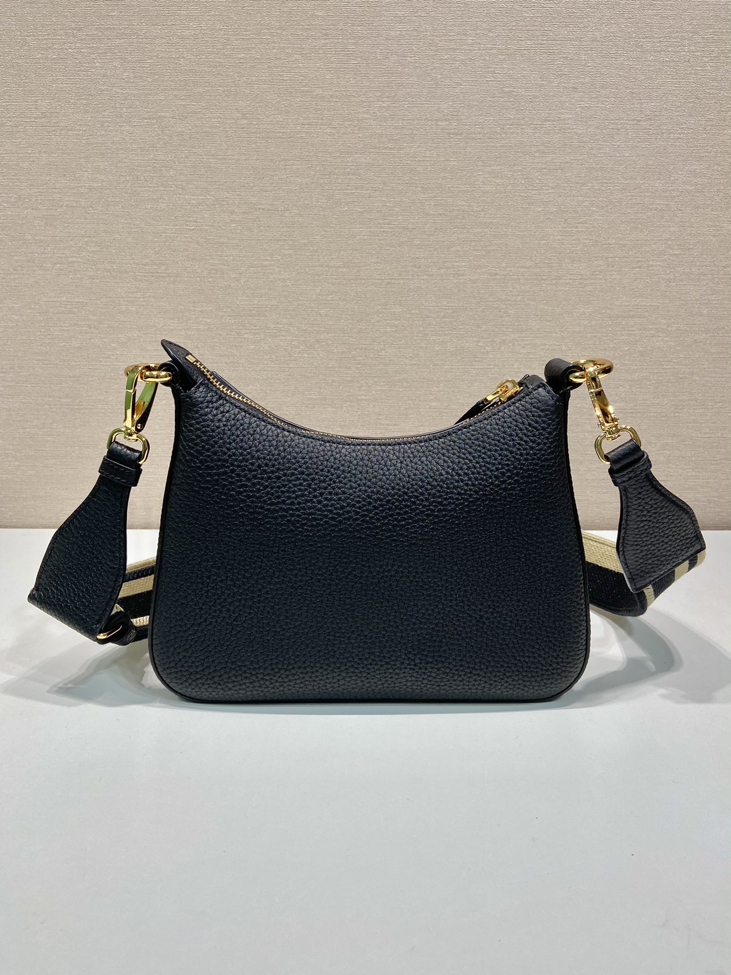 Pra*a leather shoulder bag