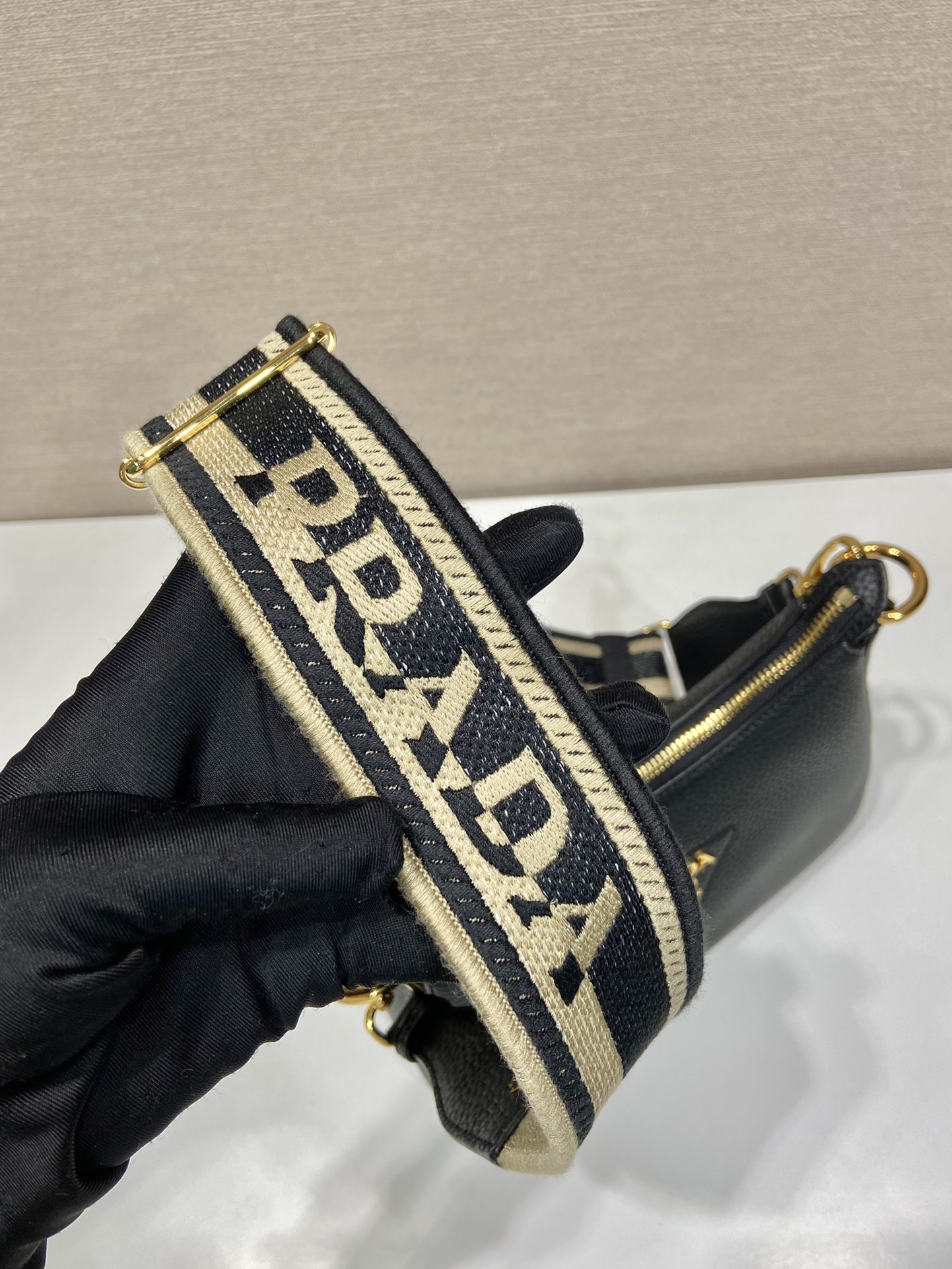Pra*a leather shoulder bag