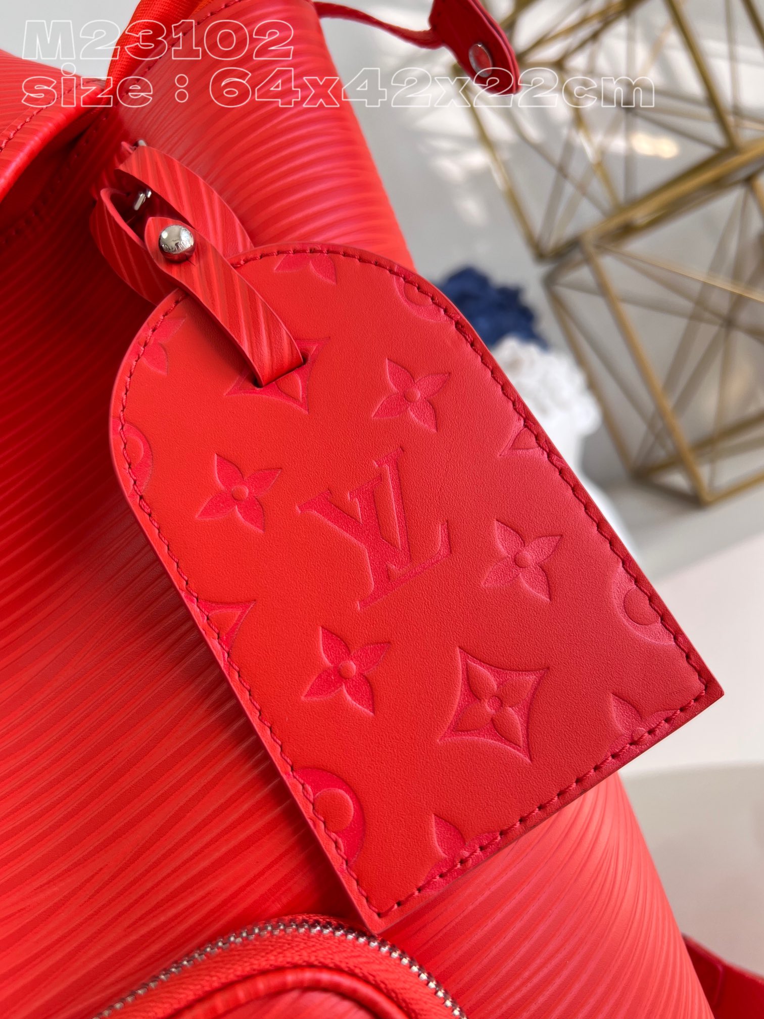 l**is V*t*n montsouris backpack