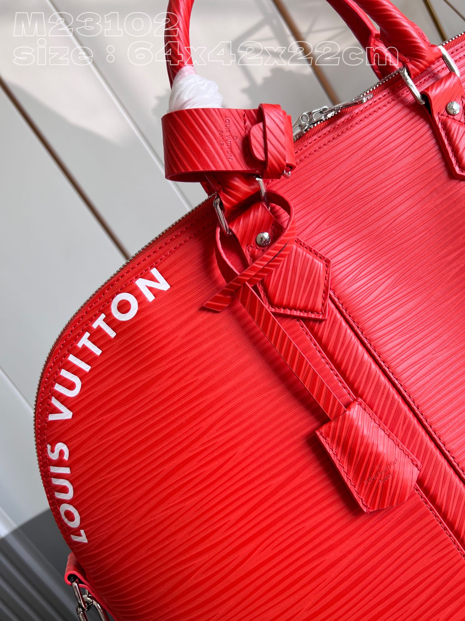l**is V*t*n alma travel gm bag