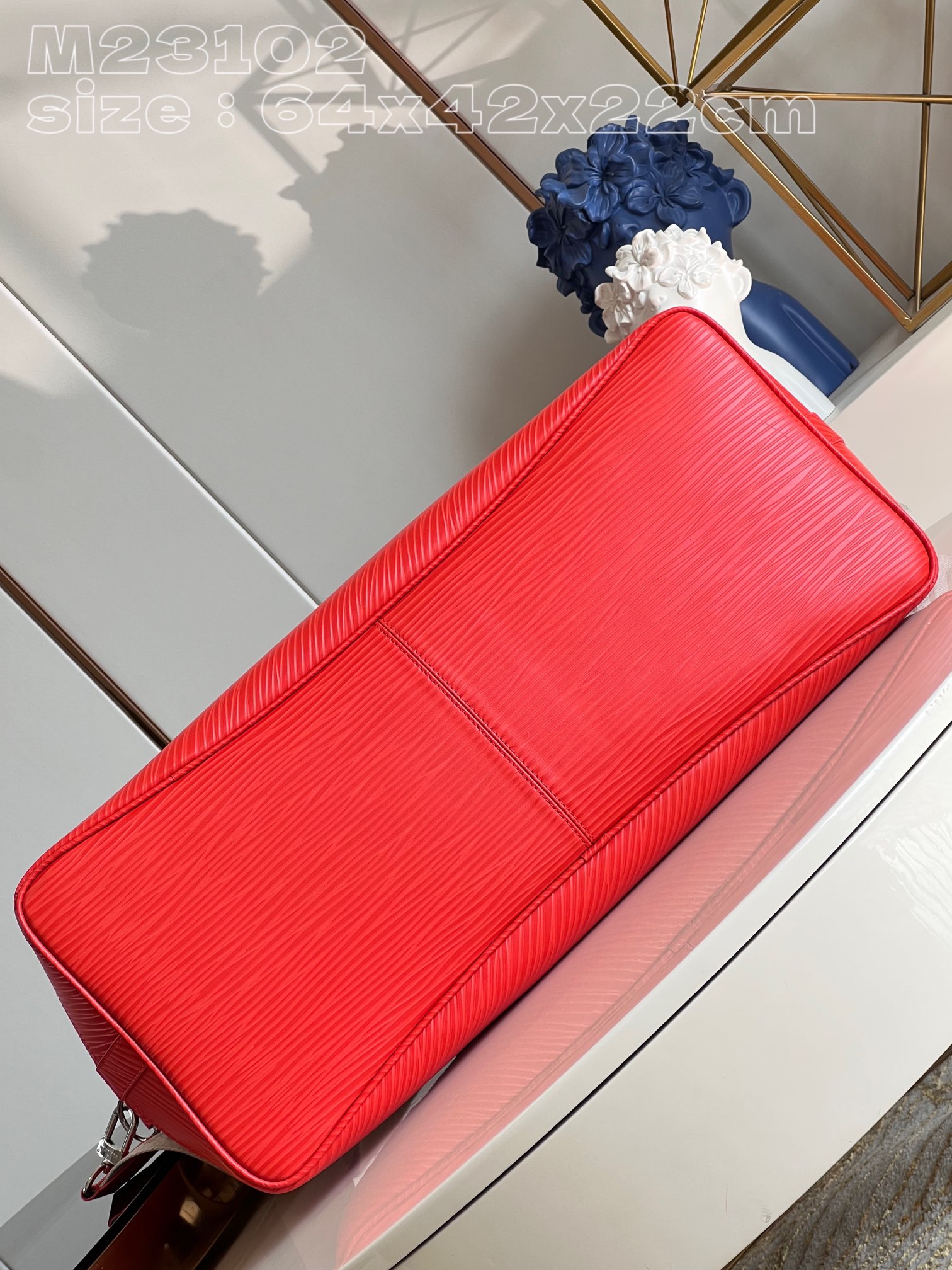 l**is V*t*n alma travel gm bag