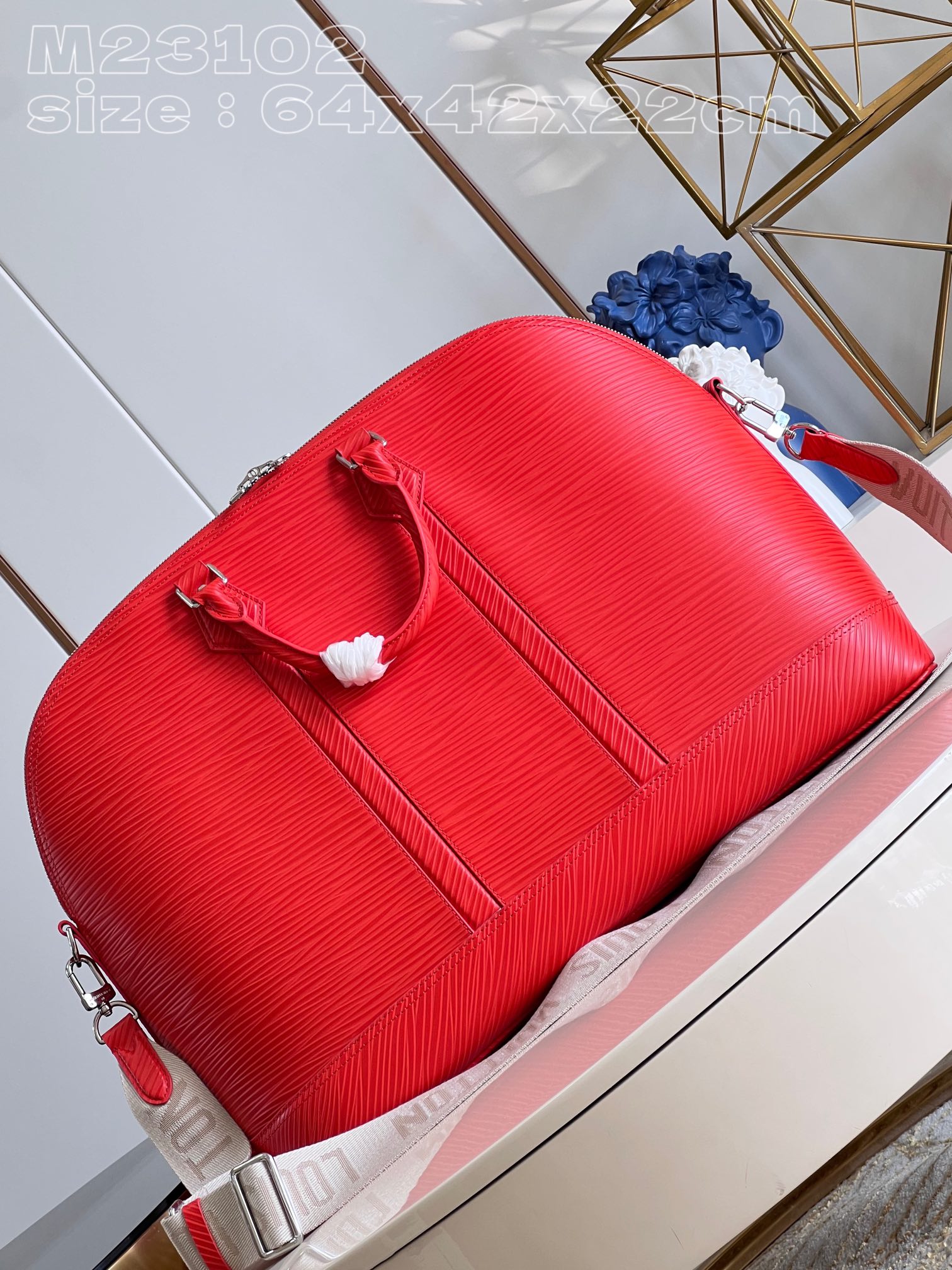 l**is V*t*n alma travel gm bag