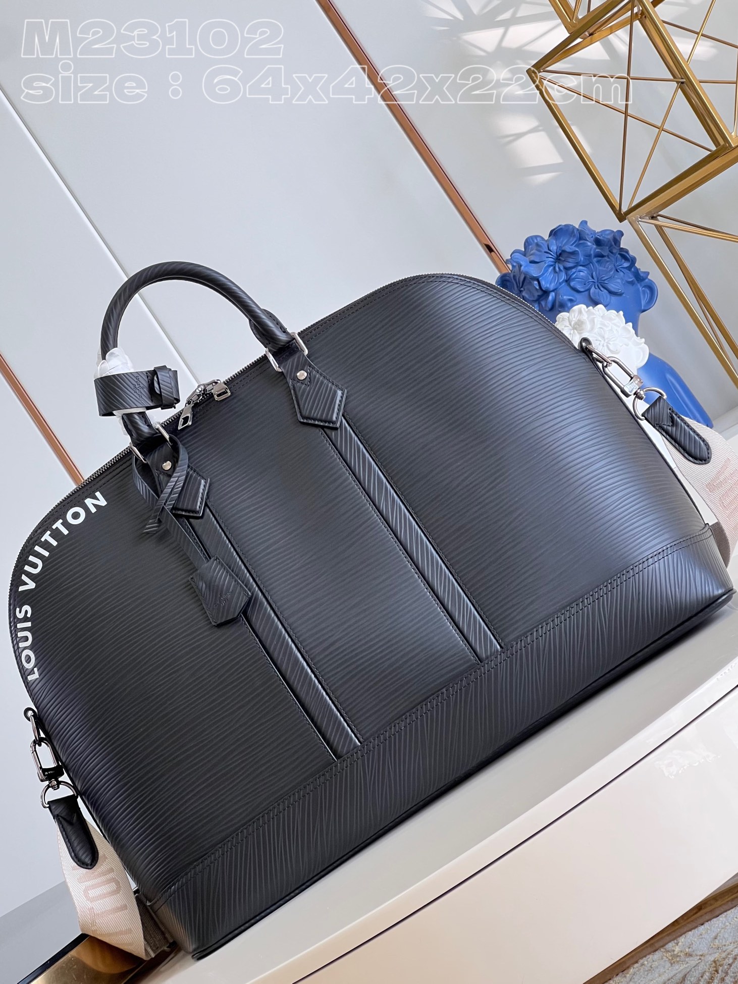 l**is V*t*n alma travel gm bag
