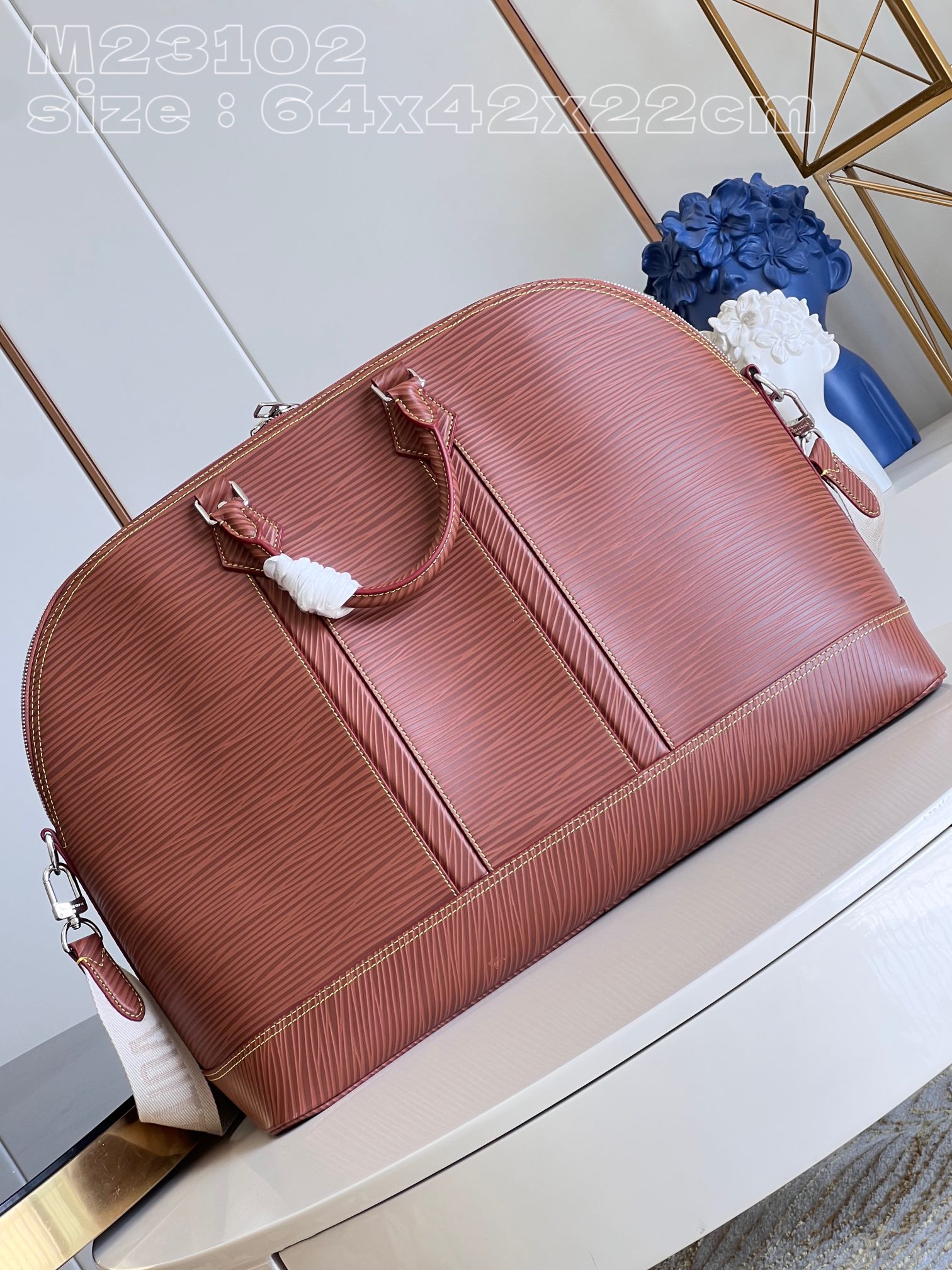 l**is V*t*n alma travel gm bag