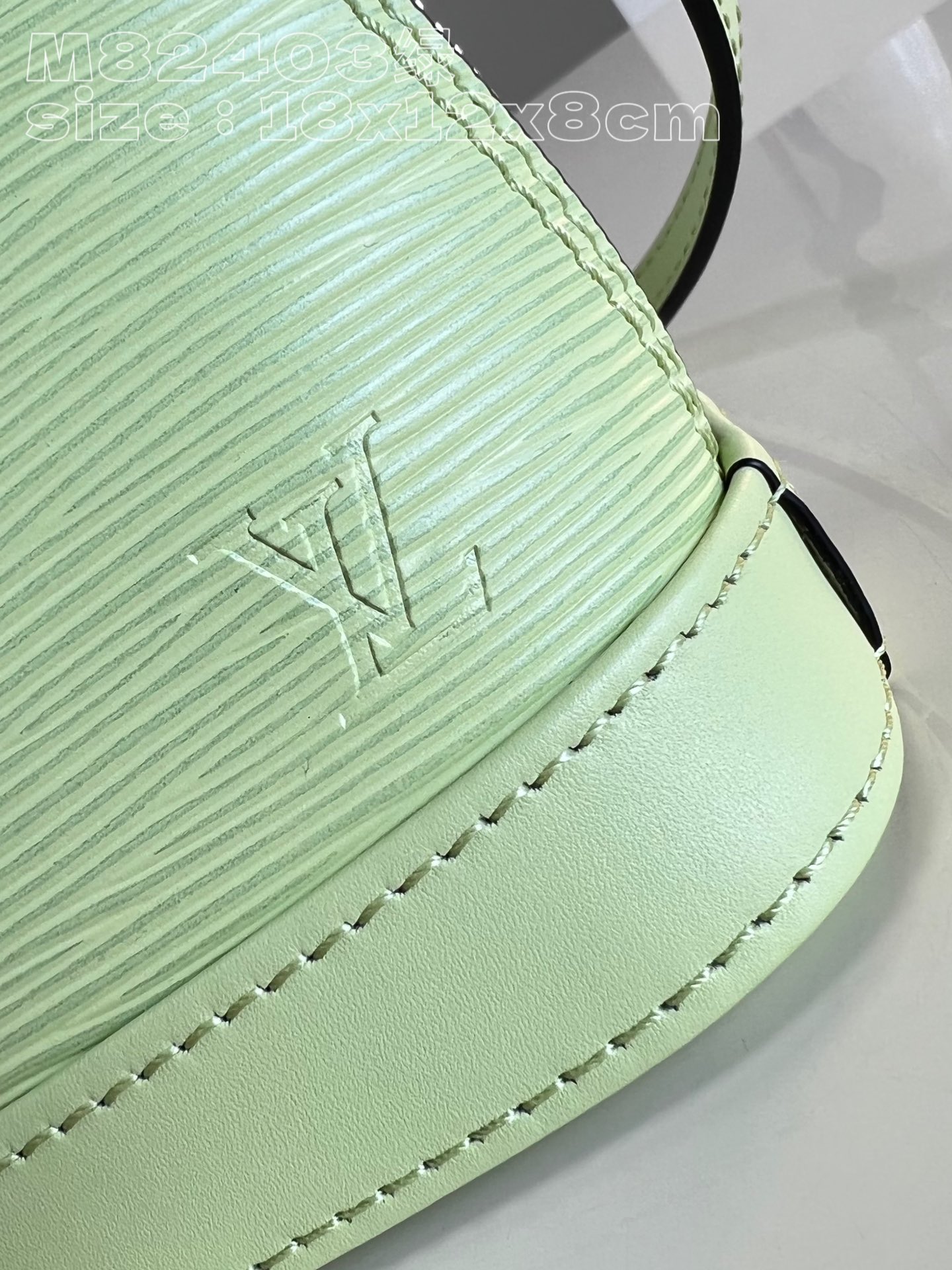 l**is V*t*n nano alma bag