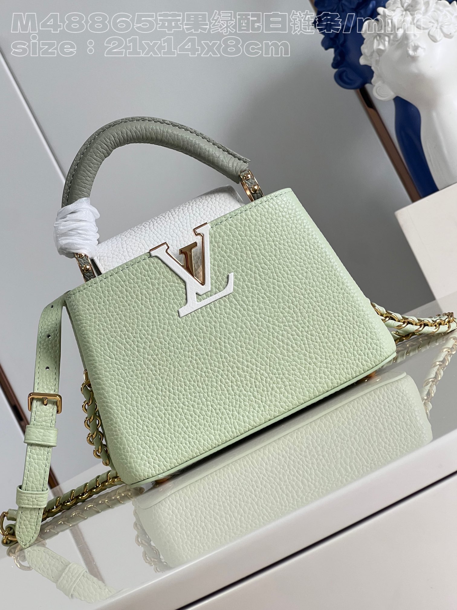 l**is V*t*n capucines  mini handbag