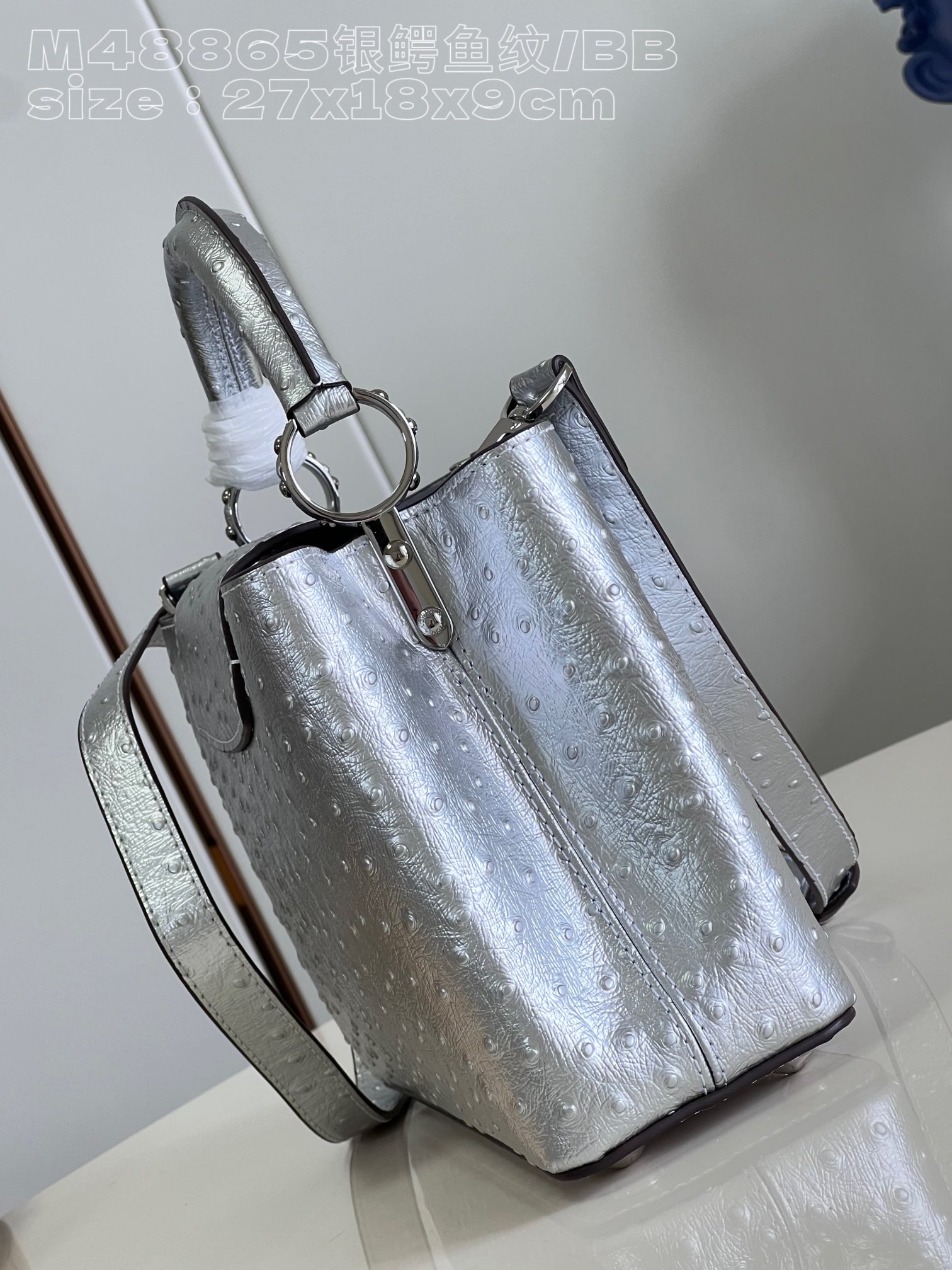 l**is V*t*n capucines bb small handbag