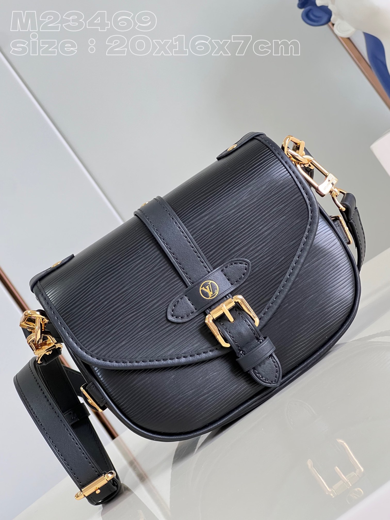 l**is V*t*n saumur bb bag