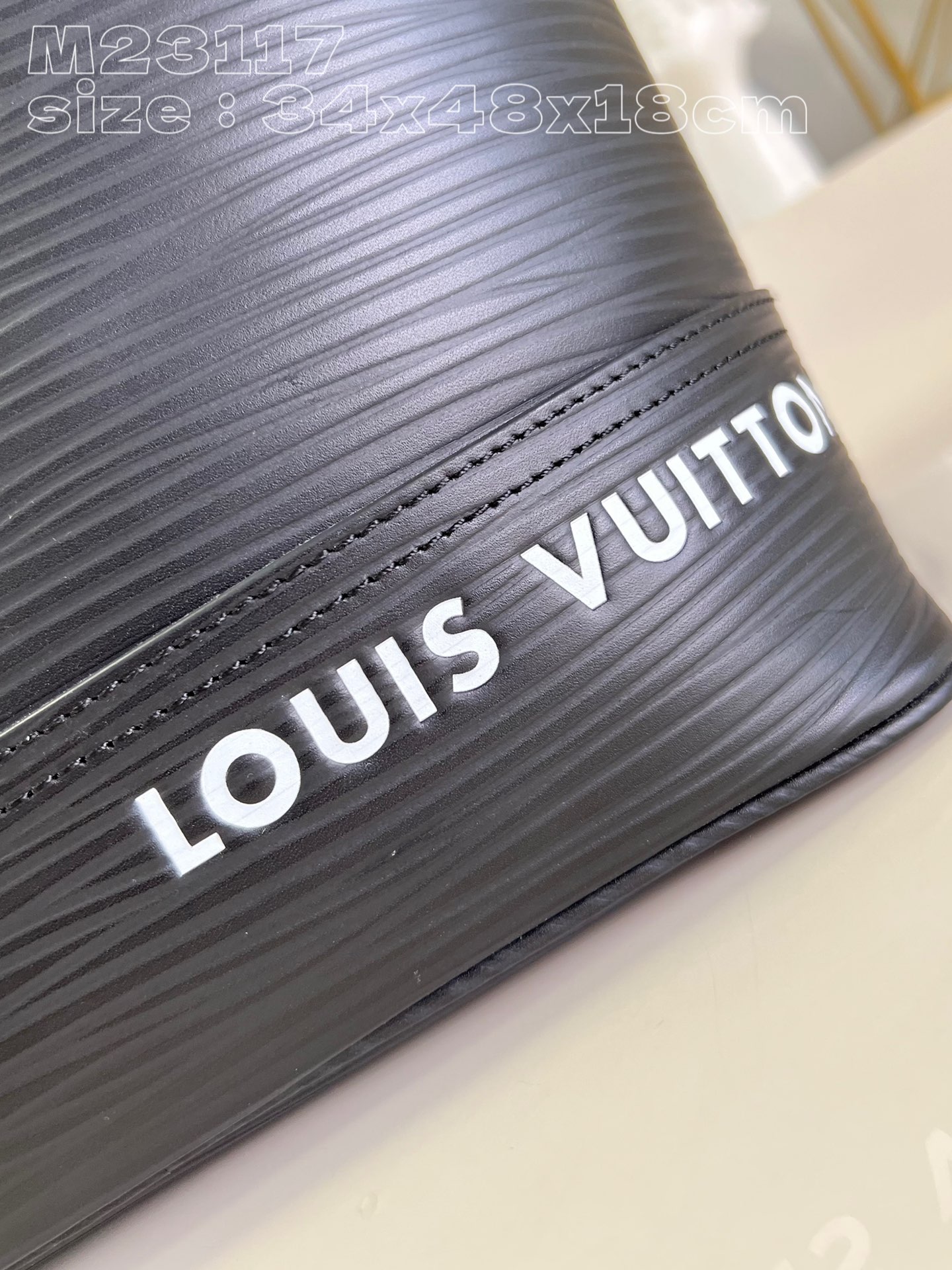 l**is V*t*n maxi noé sling bag