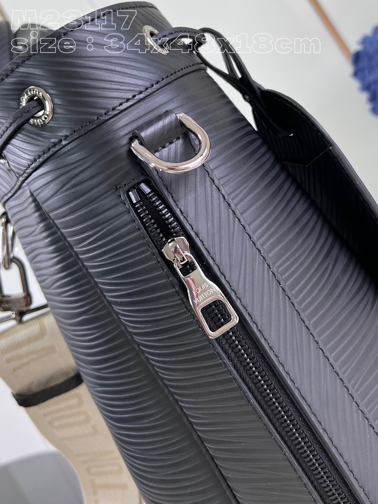 l**is V*t*n maxi noé sling bag