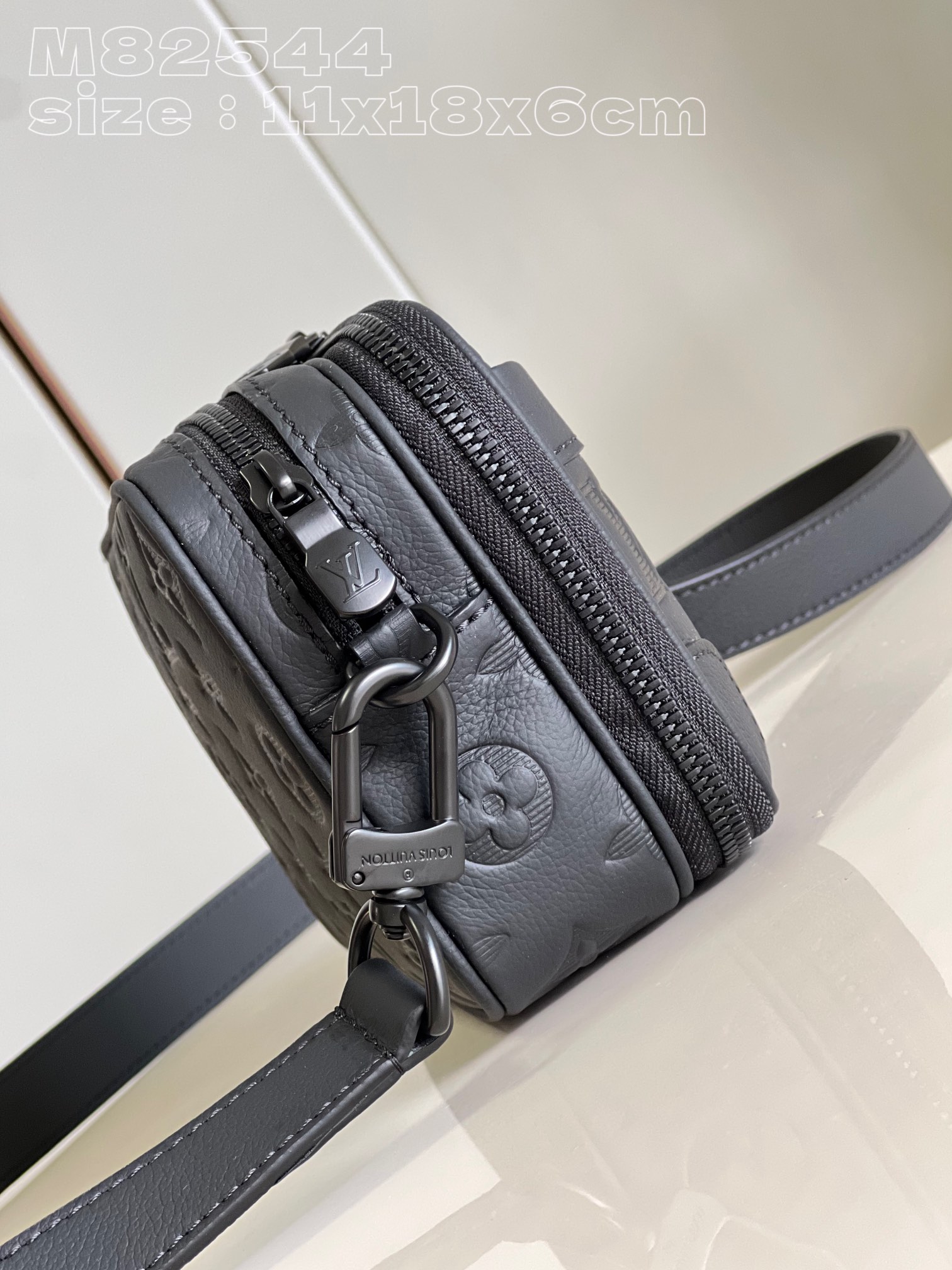 l**is V*t*n neo alpha handbag